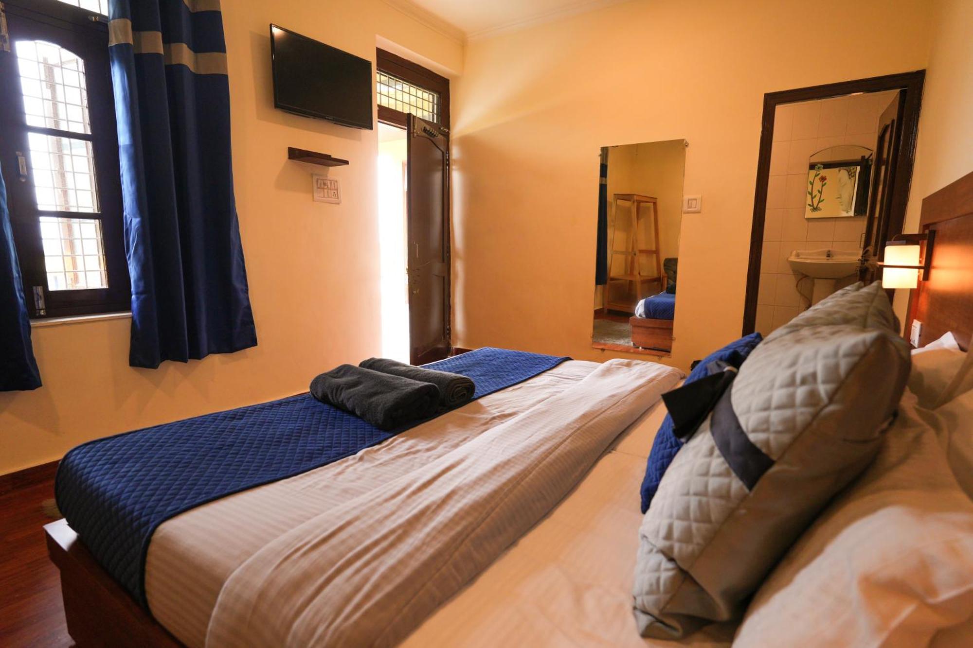Shalom Backpackers Rishikesh Hostel Bilik gambar